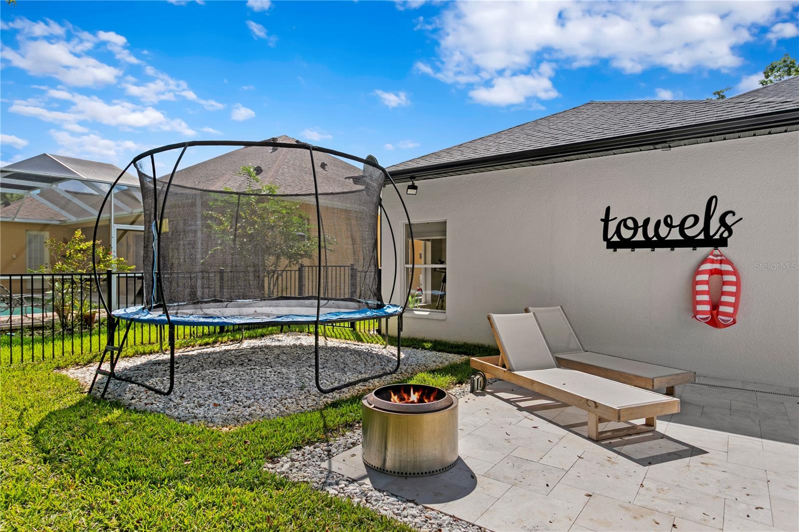 CARROLL LANDING - Residential Lease