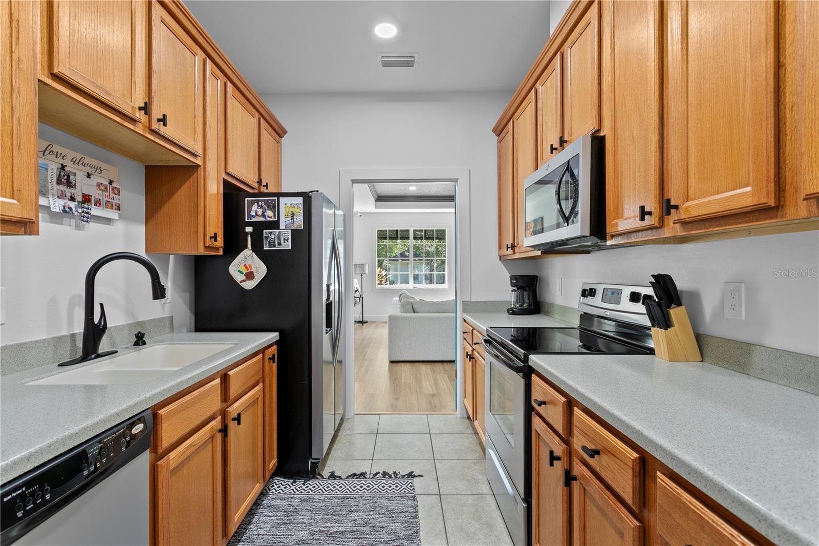 CARROLL LANDING - Residential Lease