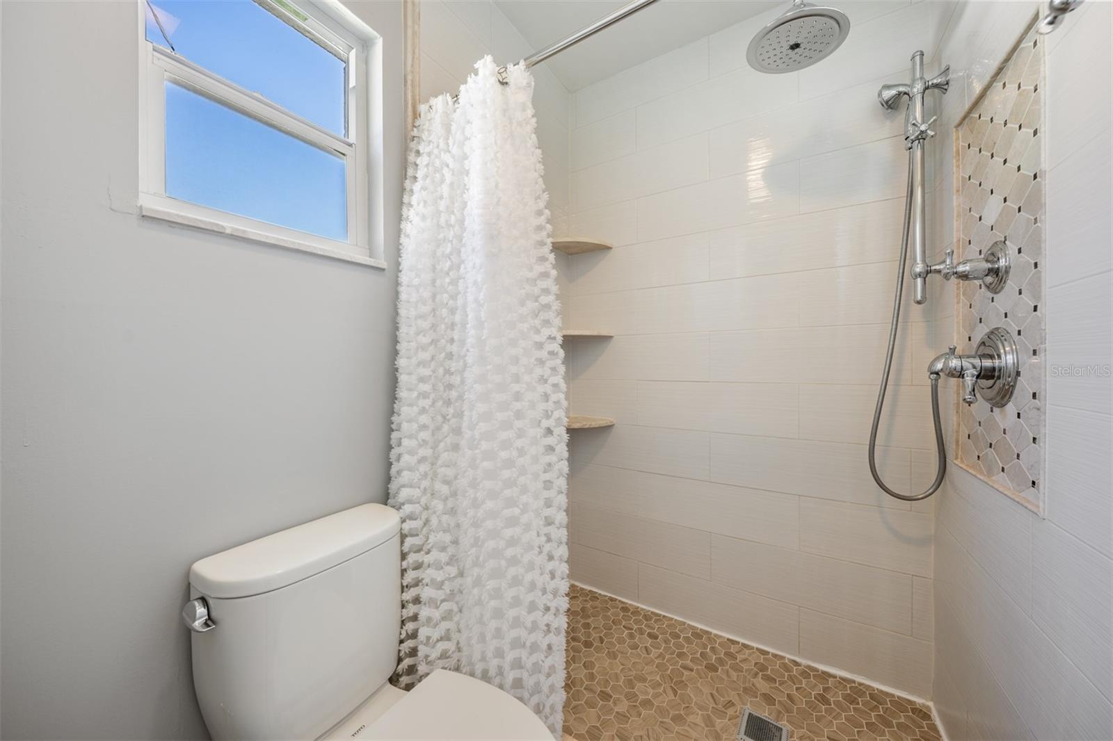 CYPRESS TREE UNIT 2 - Residential