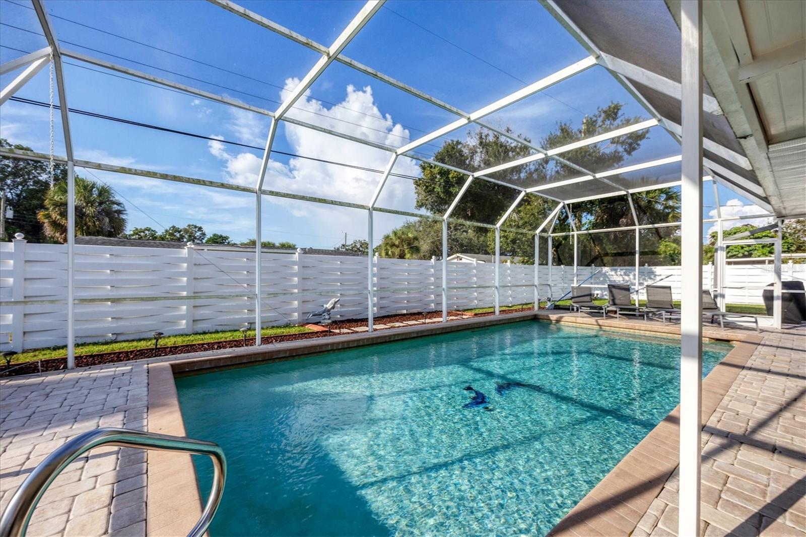 SOUTH GATE - Residential Lease