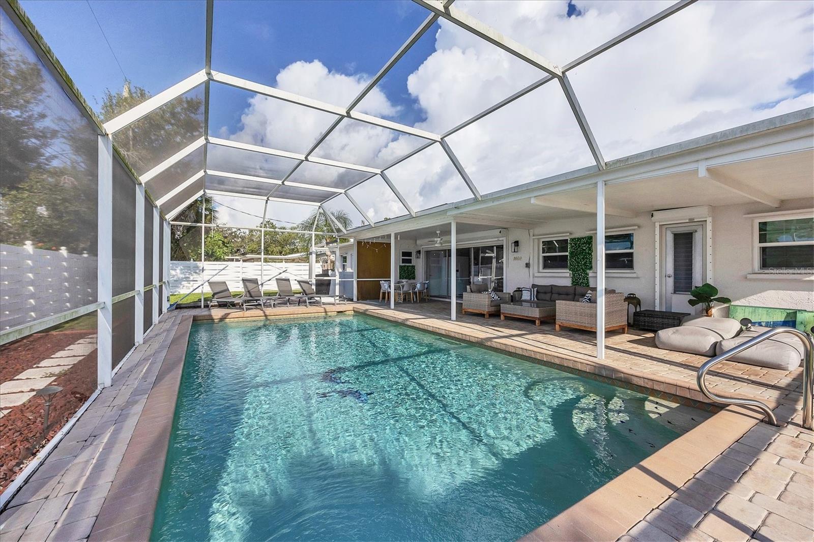 SOUTH GATE - Residential Lease