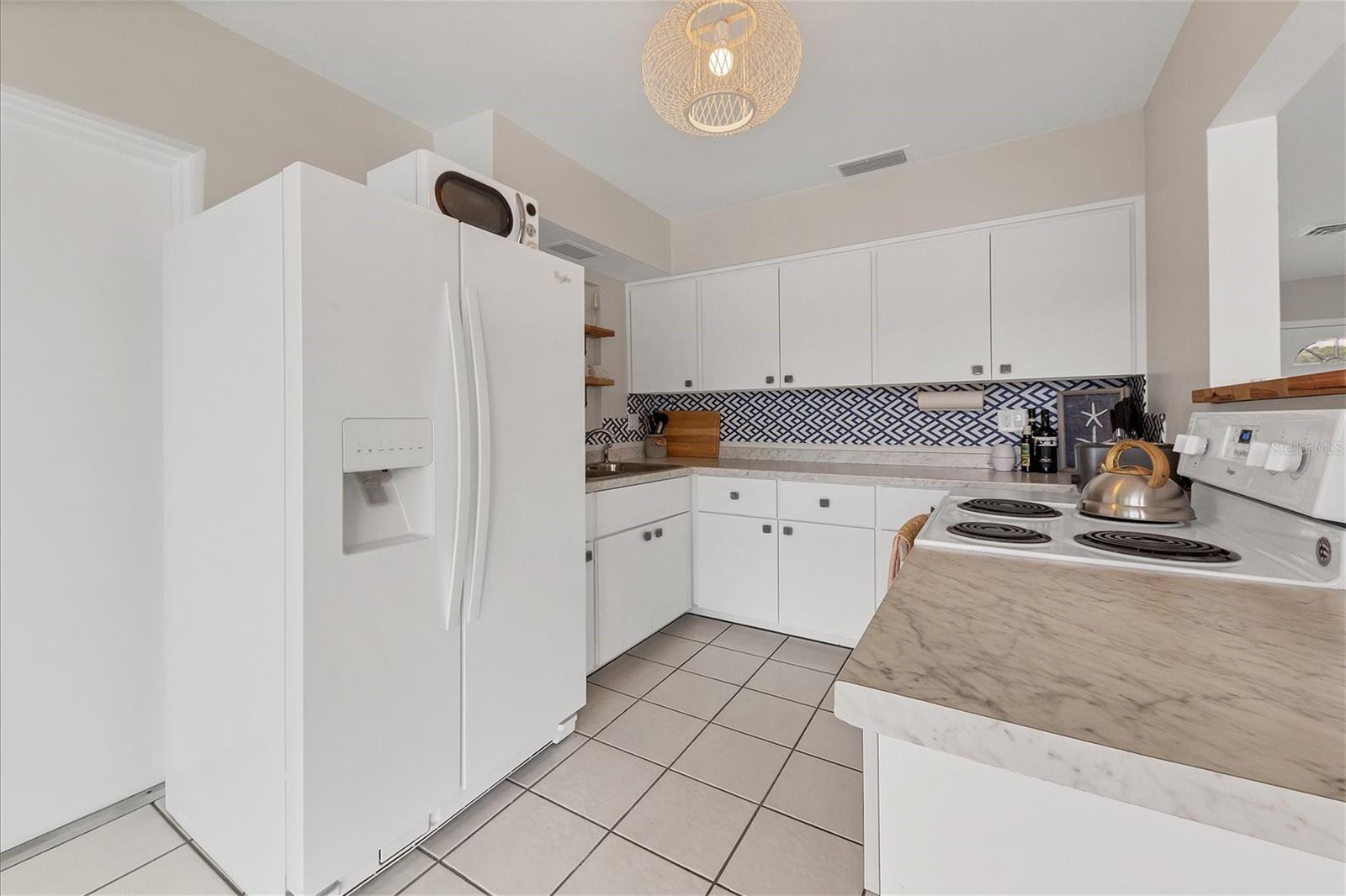 SOUTH GATE - Residential Lease