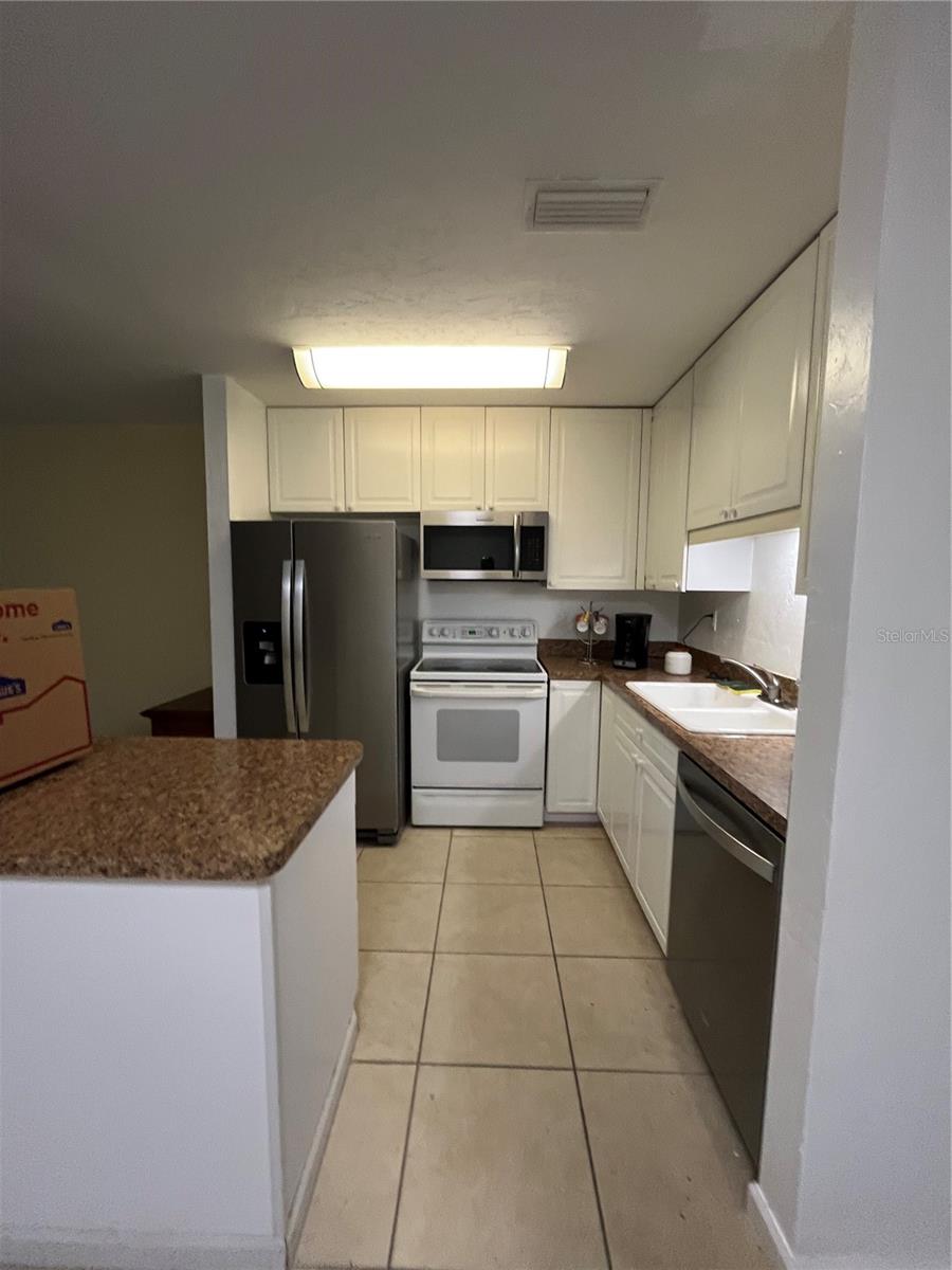2836 SW 14TH DRIVE 0