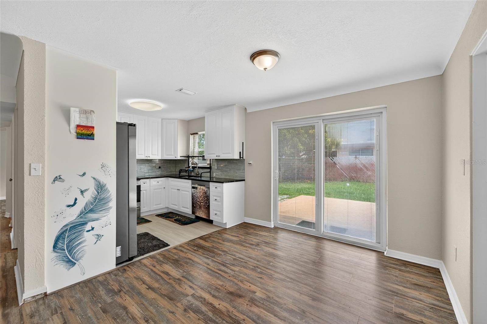 SHERYL MANOR - Residential Lease