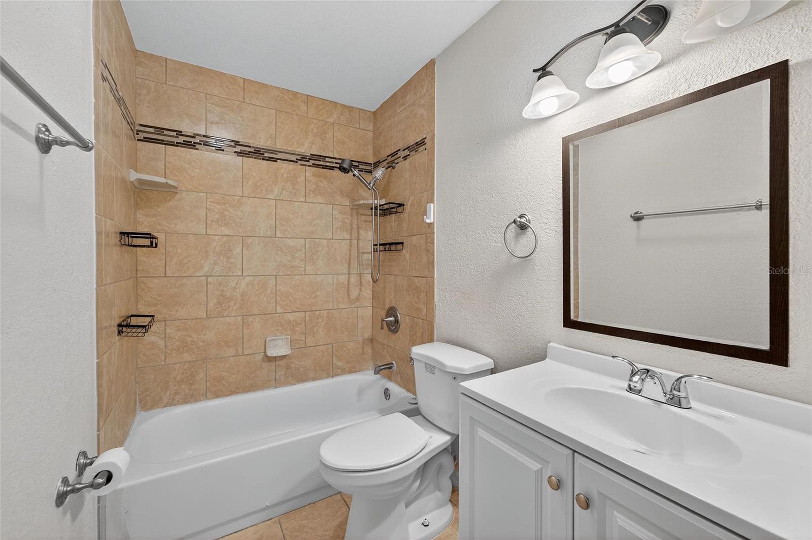 SHERYL MANOR - Residential Lease