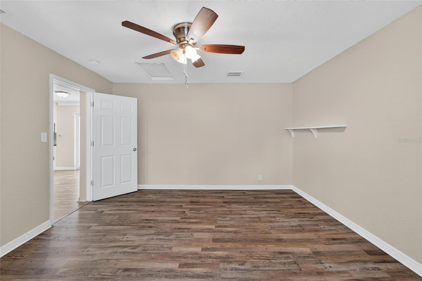 SHERYL MANOR - Residential Lease