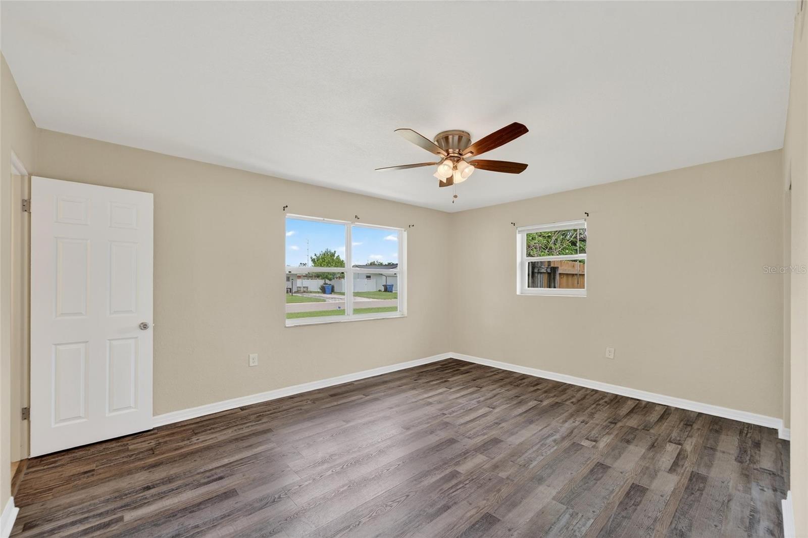 SHERYL MANOR - Residential Lease