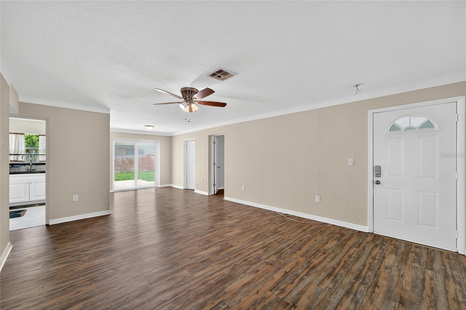 SHERYL MANOR - Residential Lease