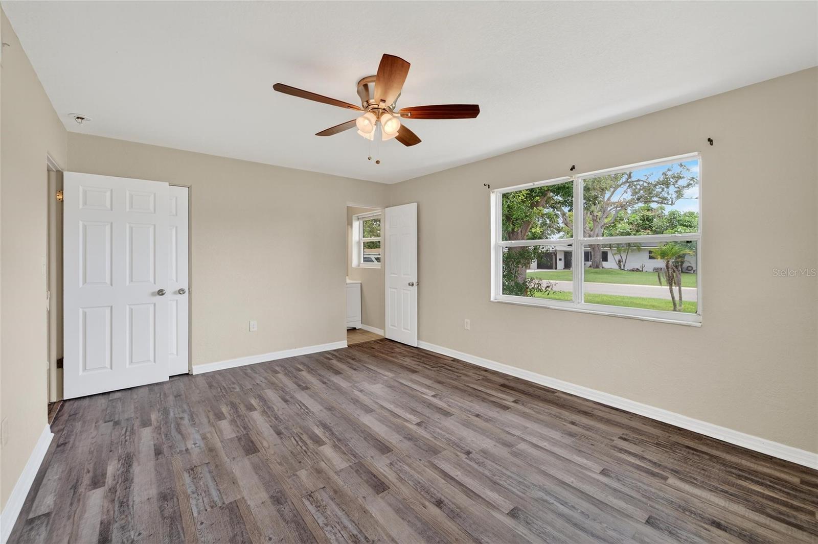 SHERYL MANOR - Residential Lease