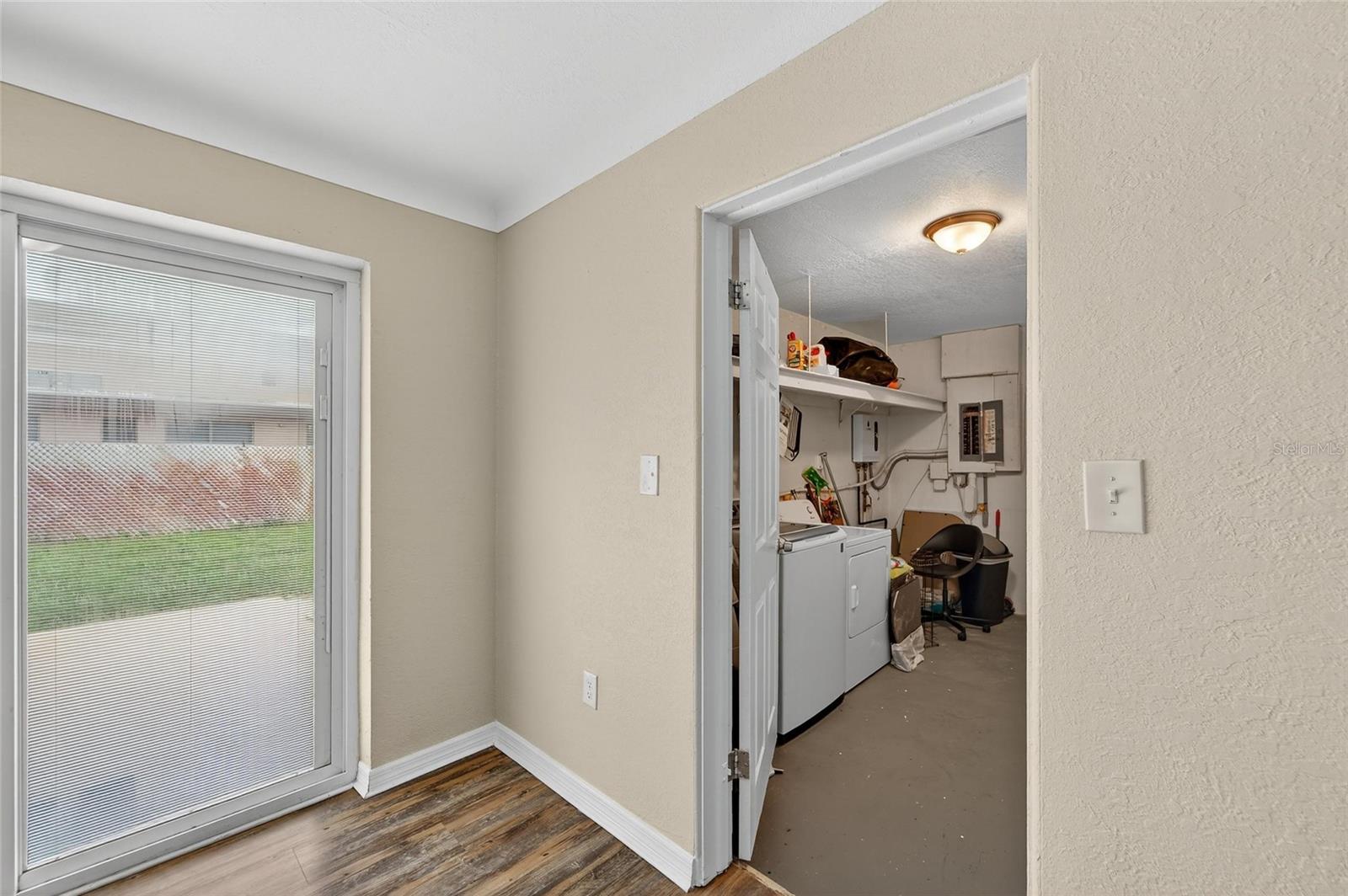 SHERYL MANOR - Residential Lease