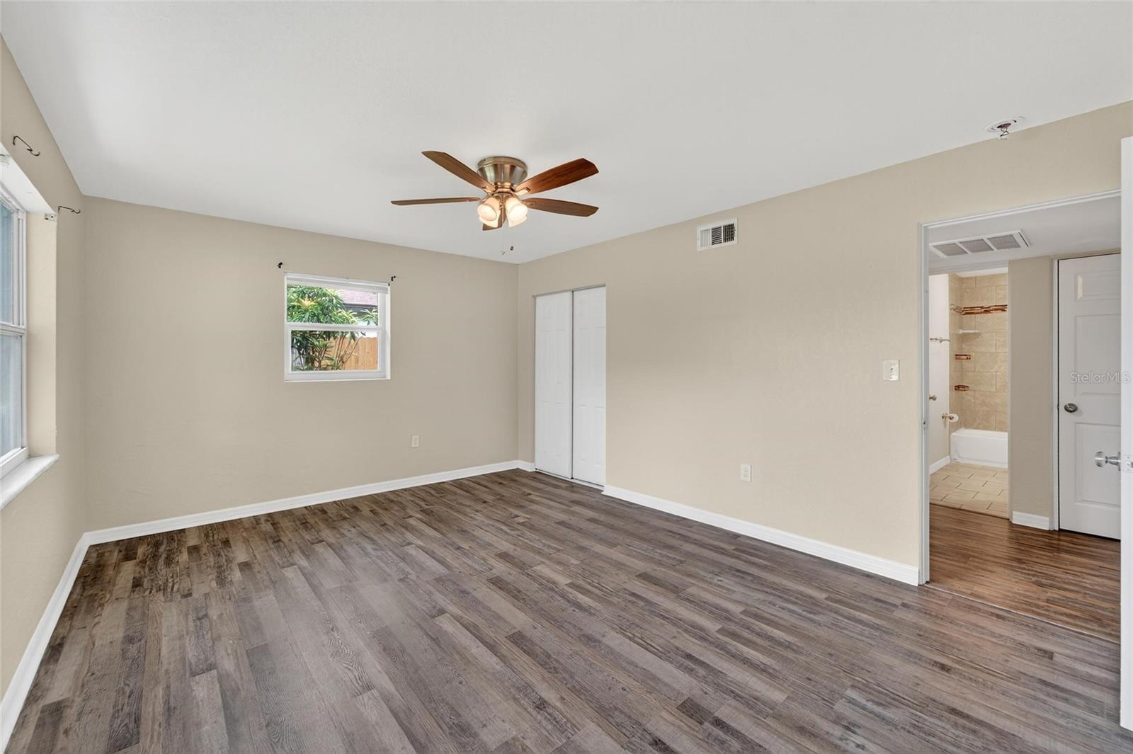 SHERYL MANOR - Residential Lease