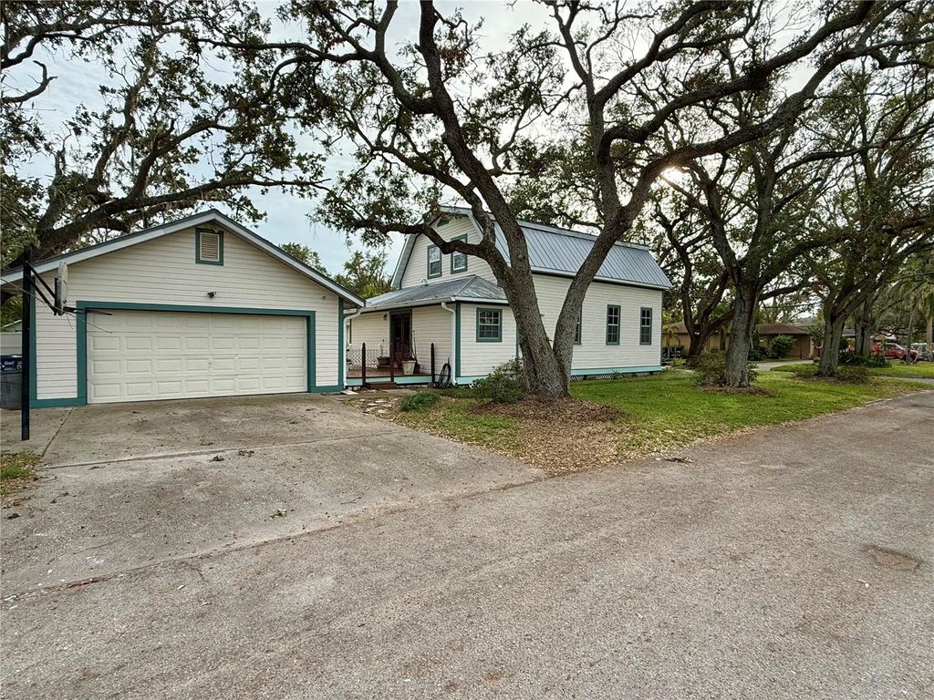 Photo of 7002 Shamrock Road S, Tampa, FL 33616 (MLS # TB8504376)