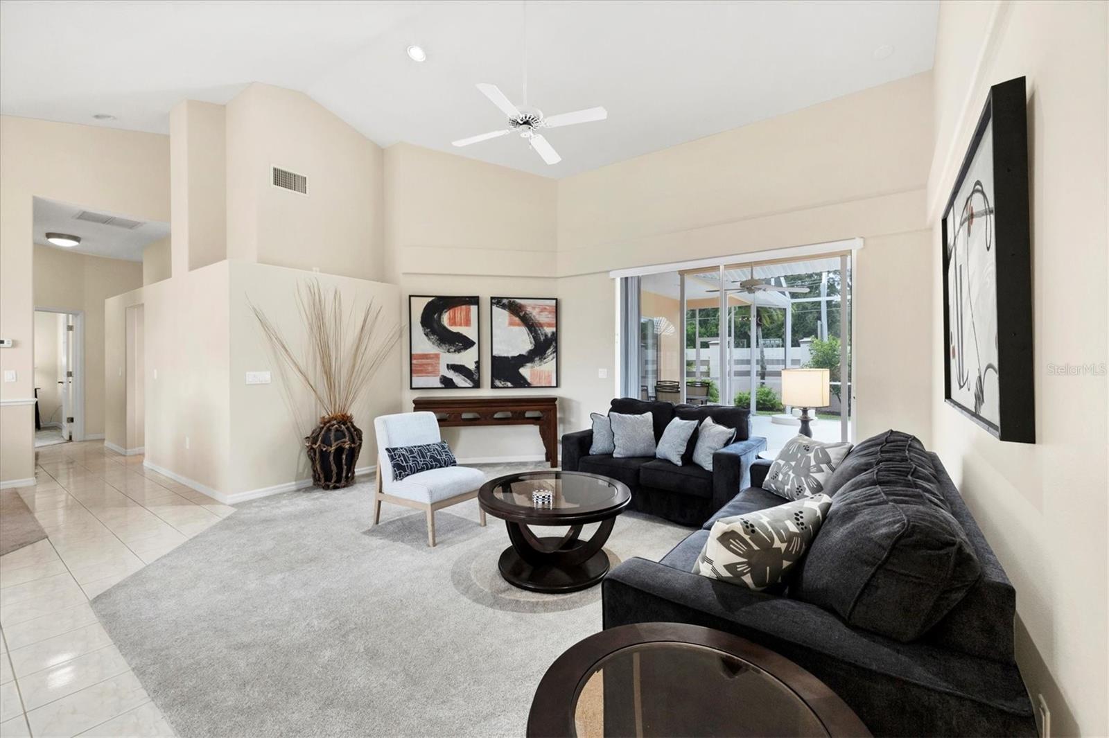 BENEVA OAKS II - Residential Lease
