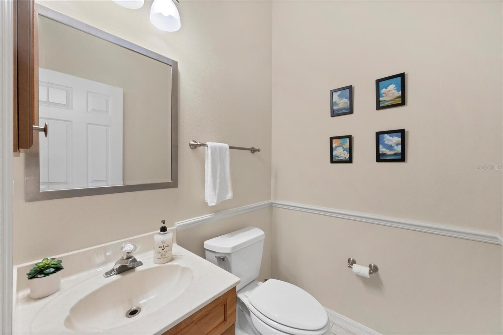 BENEVA OAKS II - Residential Lease