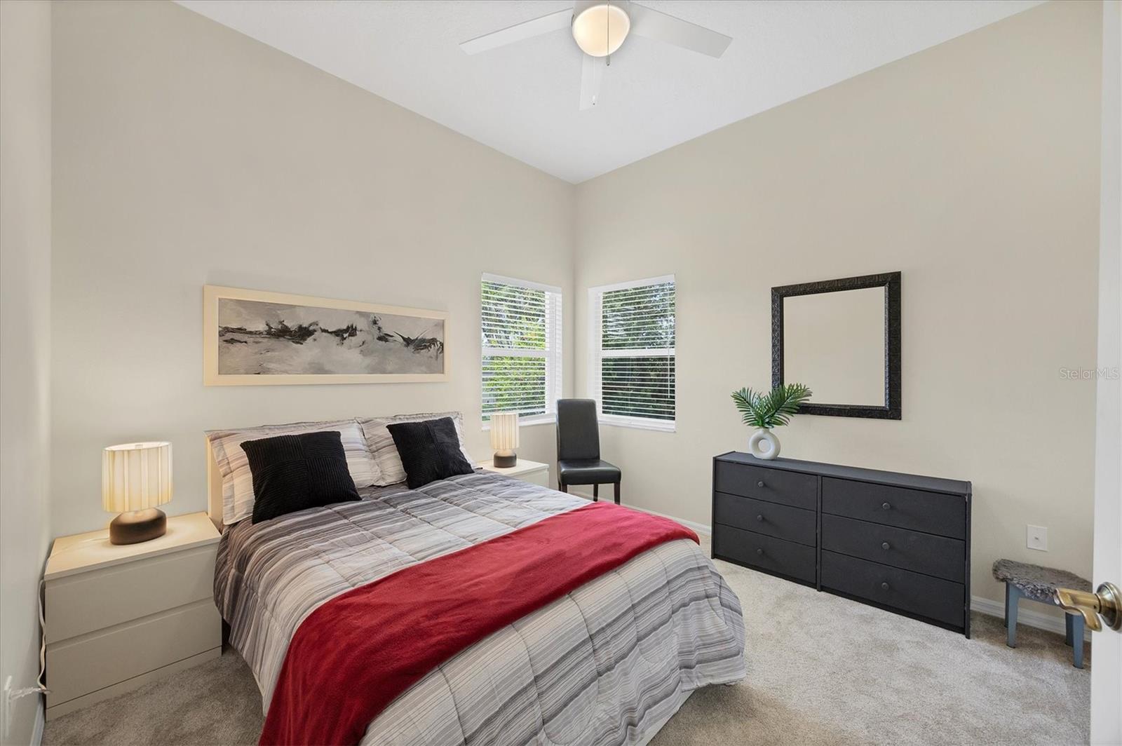 BENEVA OAKS II - Residential Lease