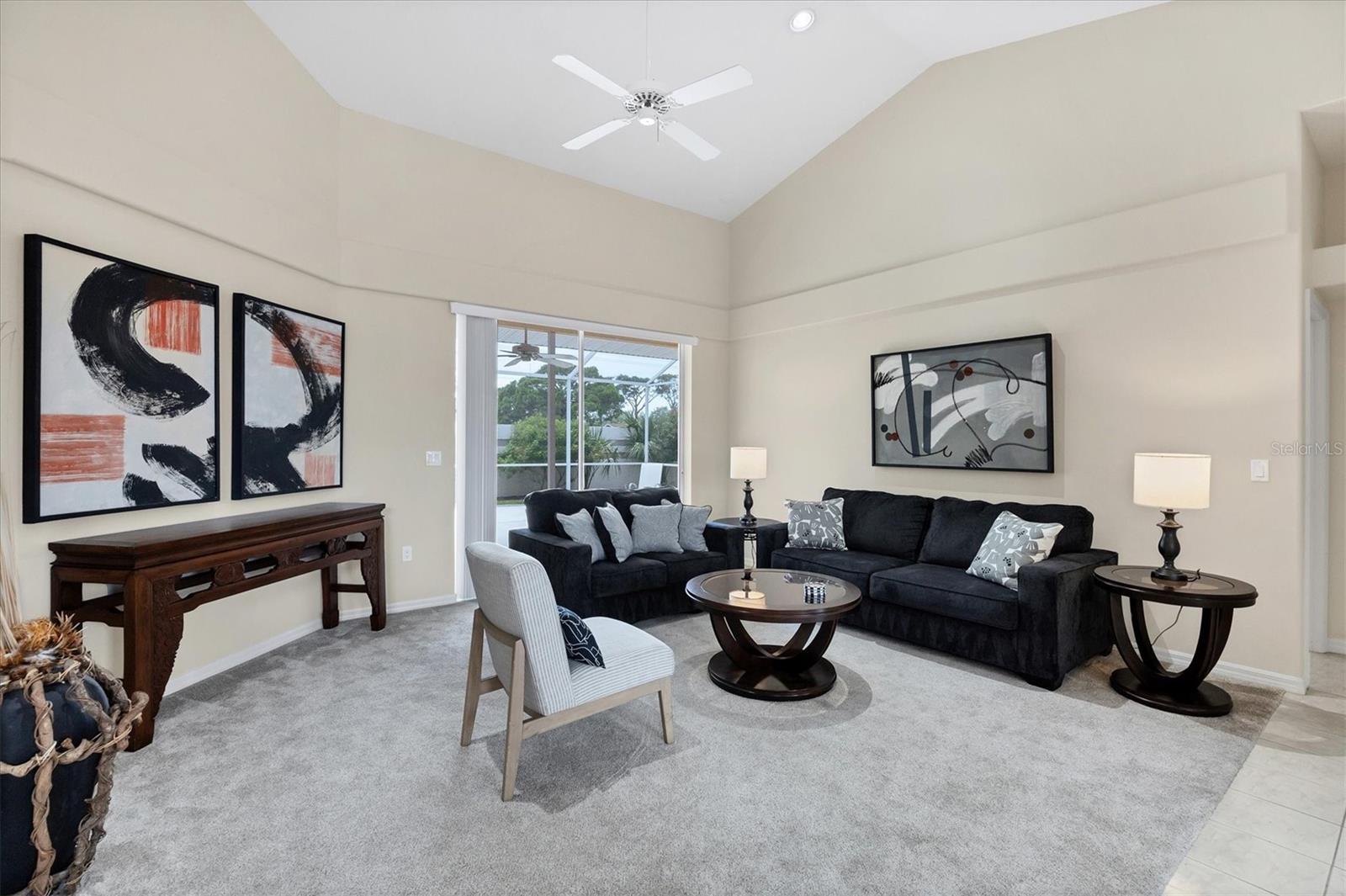 BENEVA OAKS II - Residential Lease
