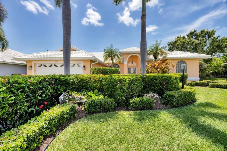 Seasonal/short term turnkey furnished home.   Spacious beautifully renovated single family home in quiet convenient neighborhood on a cul-de-sac downtown Sarasota. This home is flooded with natural light from abundant windows and has a vaulted ceiling to enhance the open planned design. The open floor plan makes family time and entertaining easy with a den and living room. The furniture is new and stylish with comfort in mind. The kitchen boasts solid wooden cabinetry topped with slab granite counters with breakfast bar, stainless steel appliances, built in desk, eat in space in the kitchen and pantry. The primary bedroom is very large with a king bed, door to lanai, en suite bathroom with dual vanities, soaker tub, separate shower and roomy walk in closet. The other bedrooms are split plan and there is also a private office. The laundry room has full sized machines, utility sink and loads of cabinetry for extra storage. The two car garage has an epoxy floor and is immaculate just like the house. Want to enjoy outdoor entertaining yet keep the bugs away-you can with a large screened in lanai with covered seating as well. This home is well located and convenient to shopping, casual and fine dining, excellent schools, downtown Sarasota with theater, opera and museums and only 10 minutes to Siesta Key, the number one beach in the country. This home is now rented Jan thru March 2026.  Call today to lock in your time in the sun!!