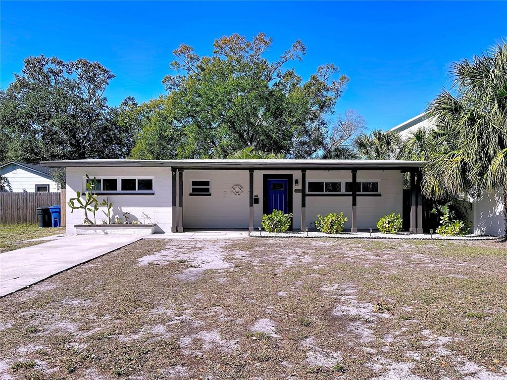 Photo of 5808 Woodrow Wilson Boulevard NE, St Petersburg, FL 33703 (MLS # TB8466384)