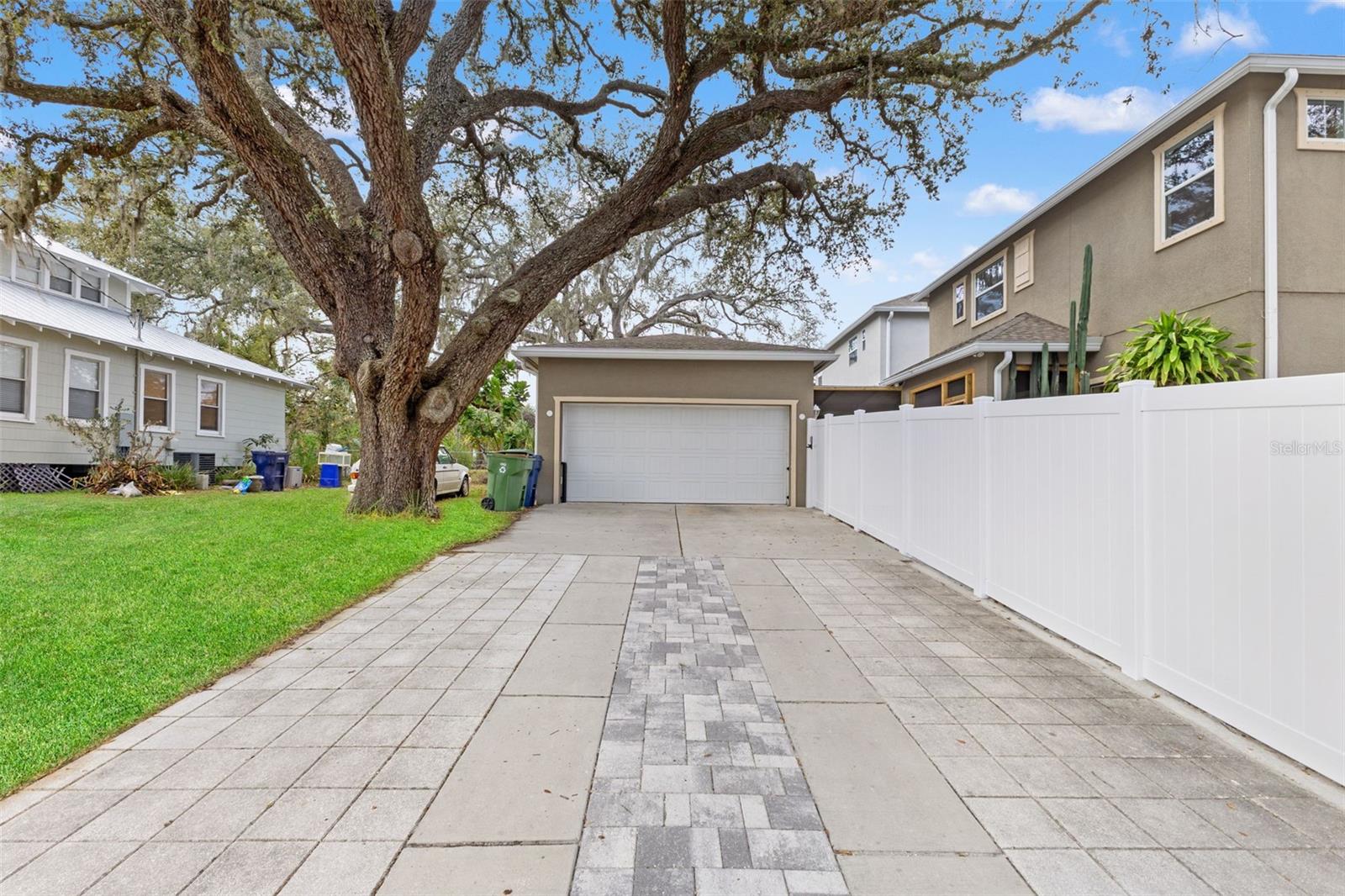 HANNA HILLS - Residential