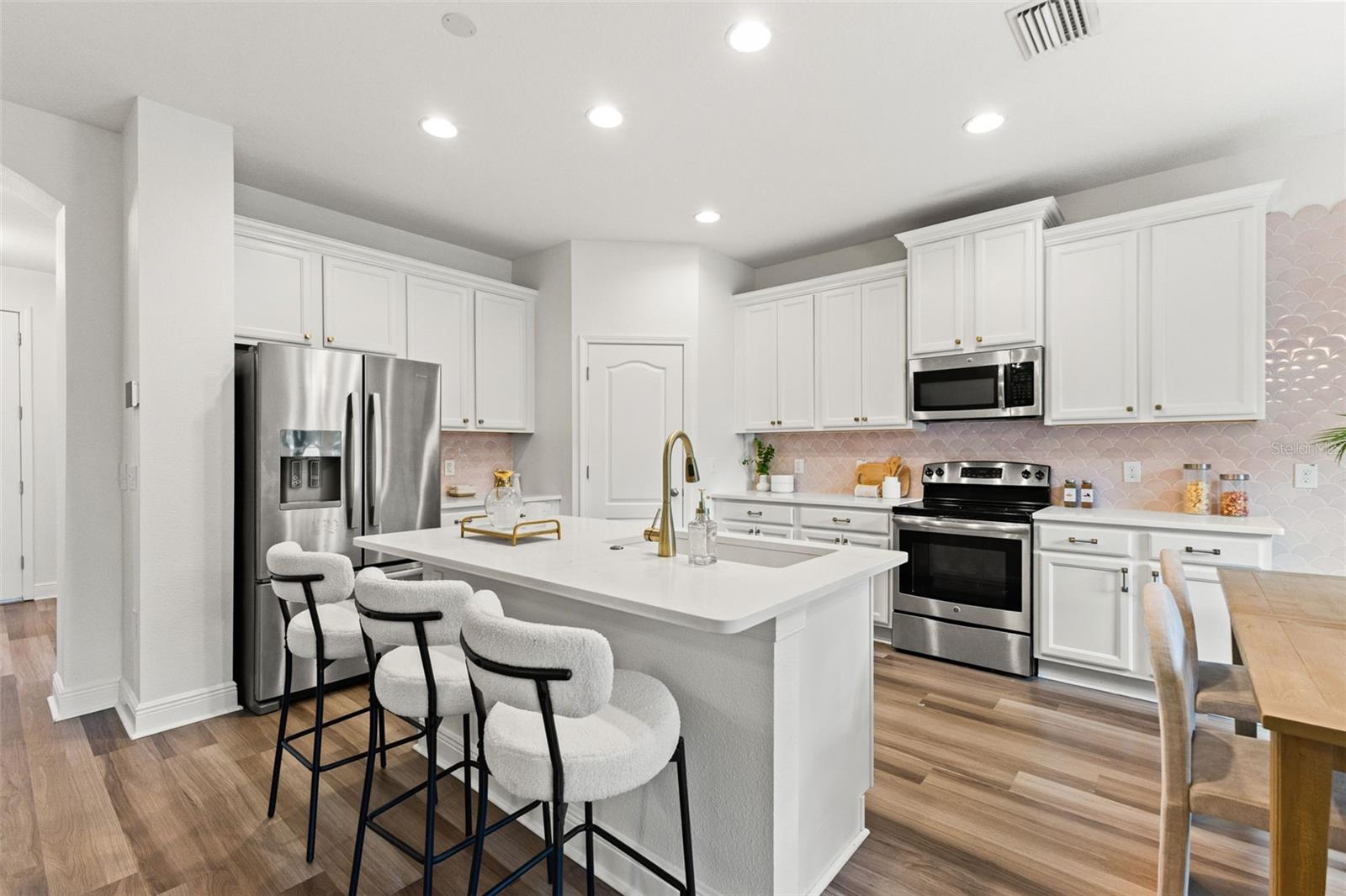 HANNA HILLS - Residential