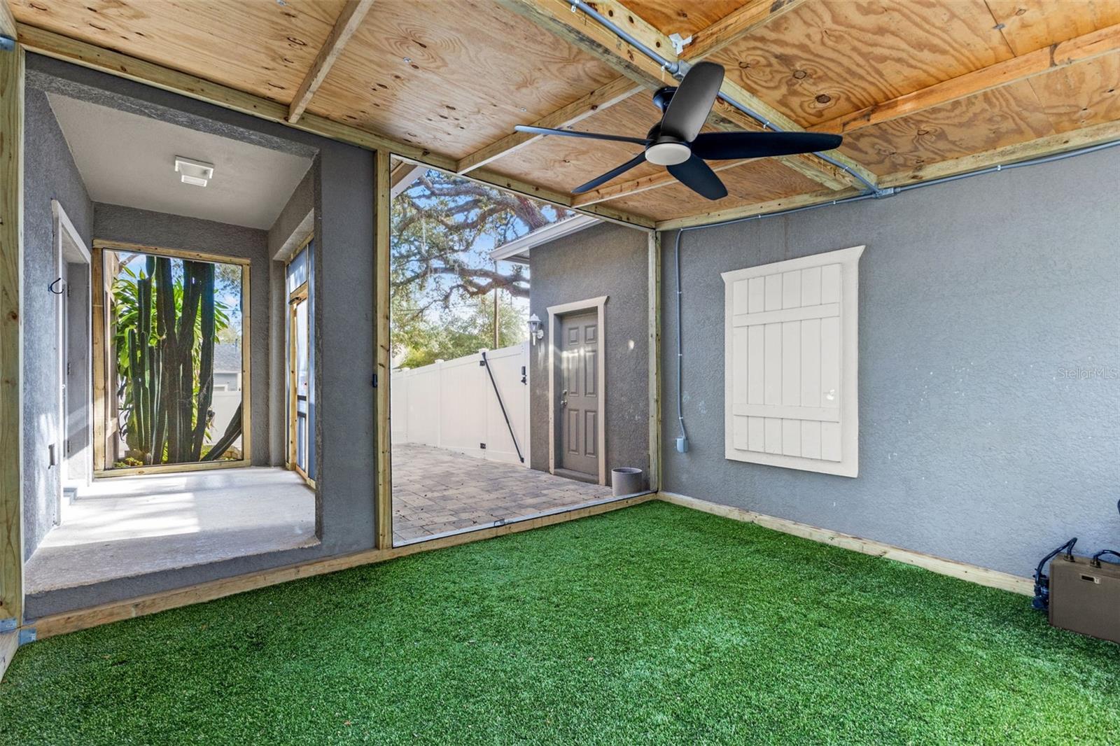 HANNA HILLS - Residential