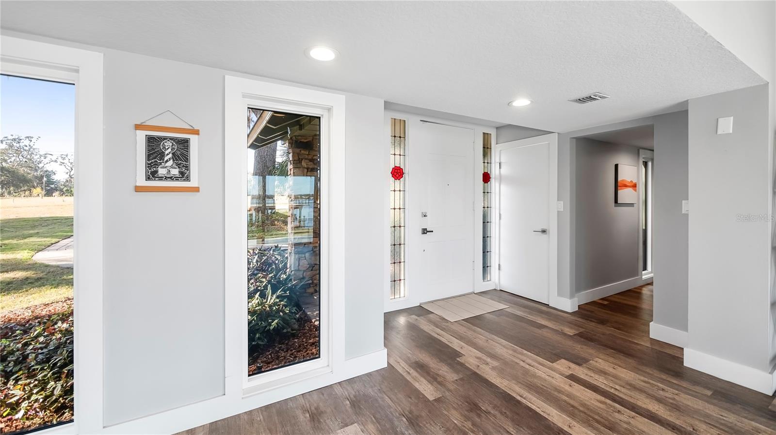 647 RIDGEWOOD DRIVE