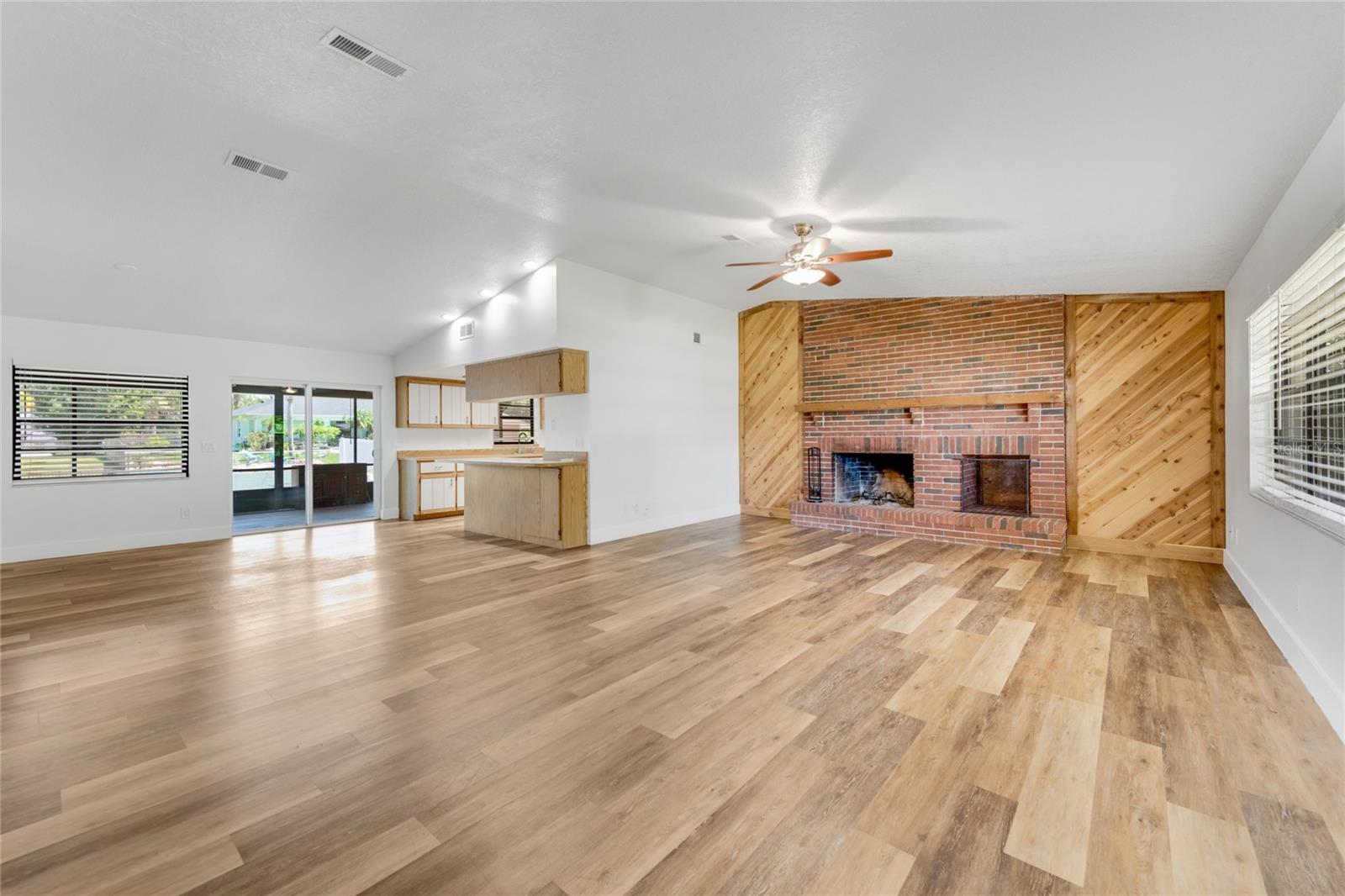 WATERWAY PARK - Residential
