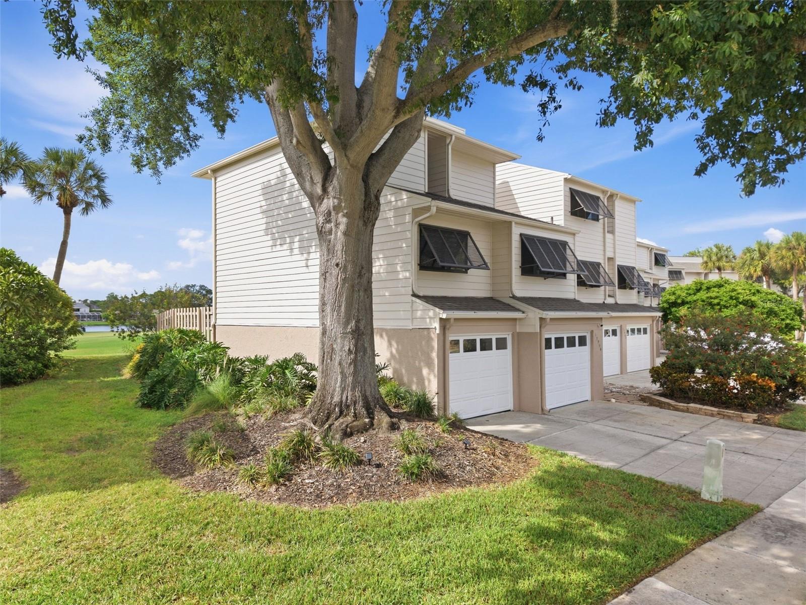 13956 LAKE POINT DRIVE