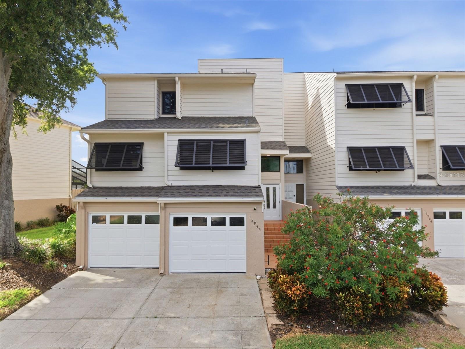 13956 LAKE POINT DRIVE