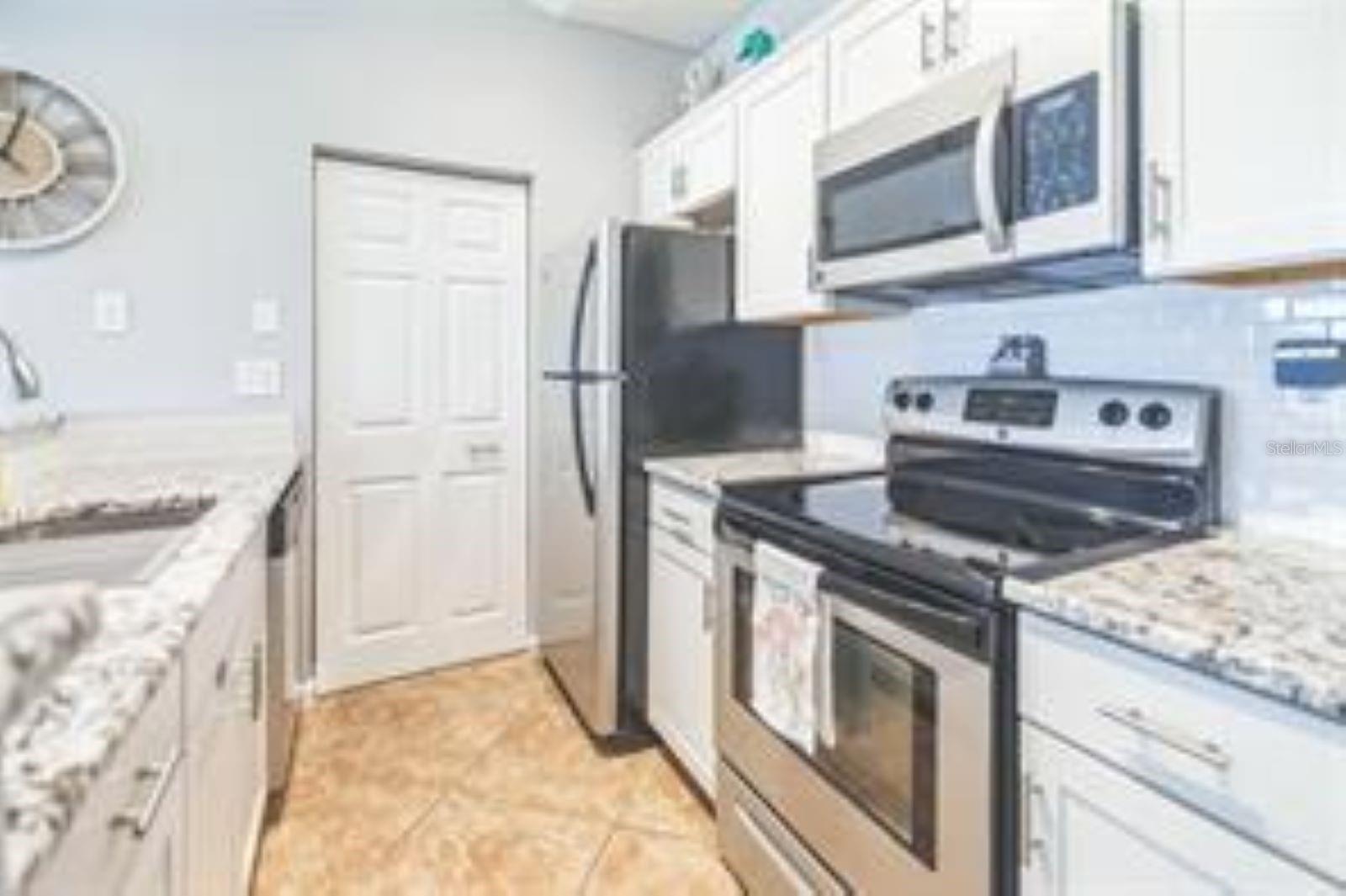 BEACHWAY CONDOS - Residential