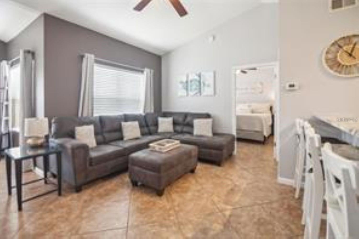 BEACHWAY CONDOS - Residential