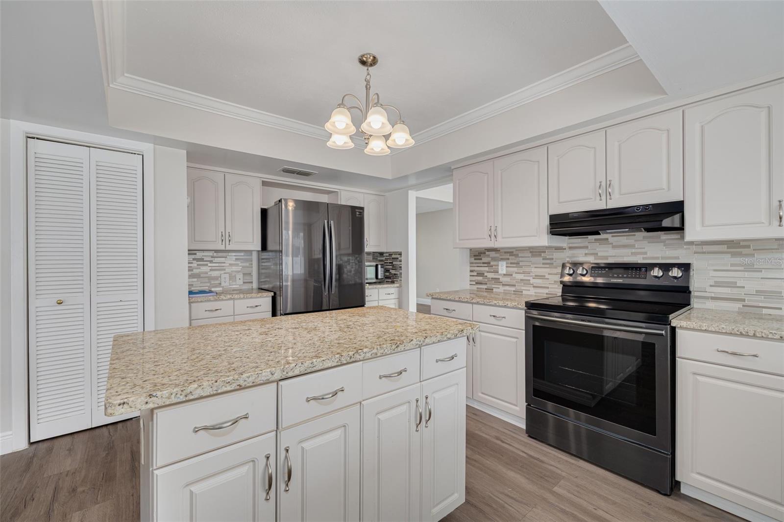 CARROLLWOOD SOUTH - Residential