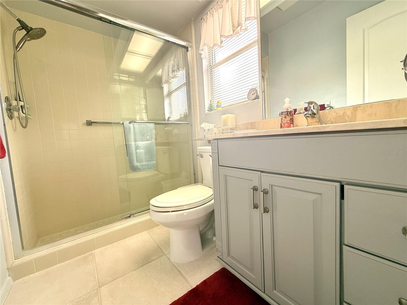 DOLLAR LAKE VILLAGE CONDO 02 - Residential