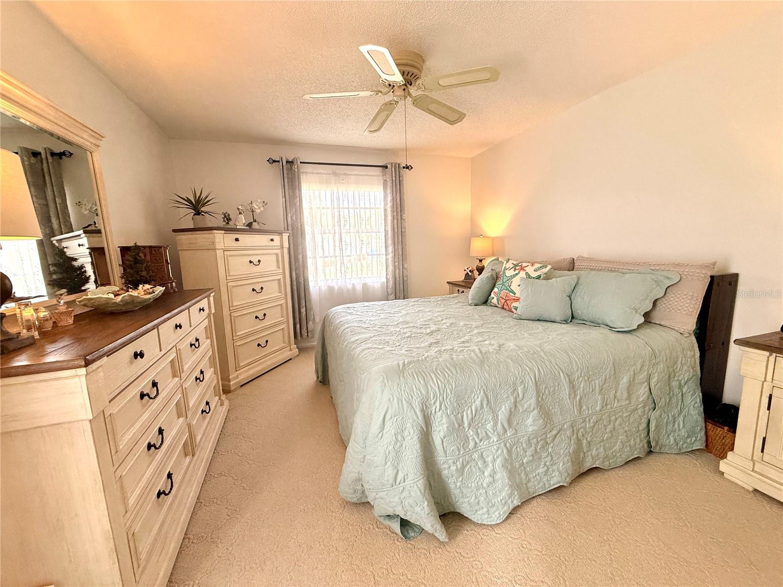 DOLLAR LAKE VILLAGE CONDO 02 - Residential