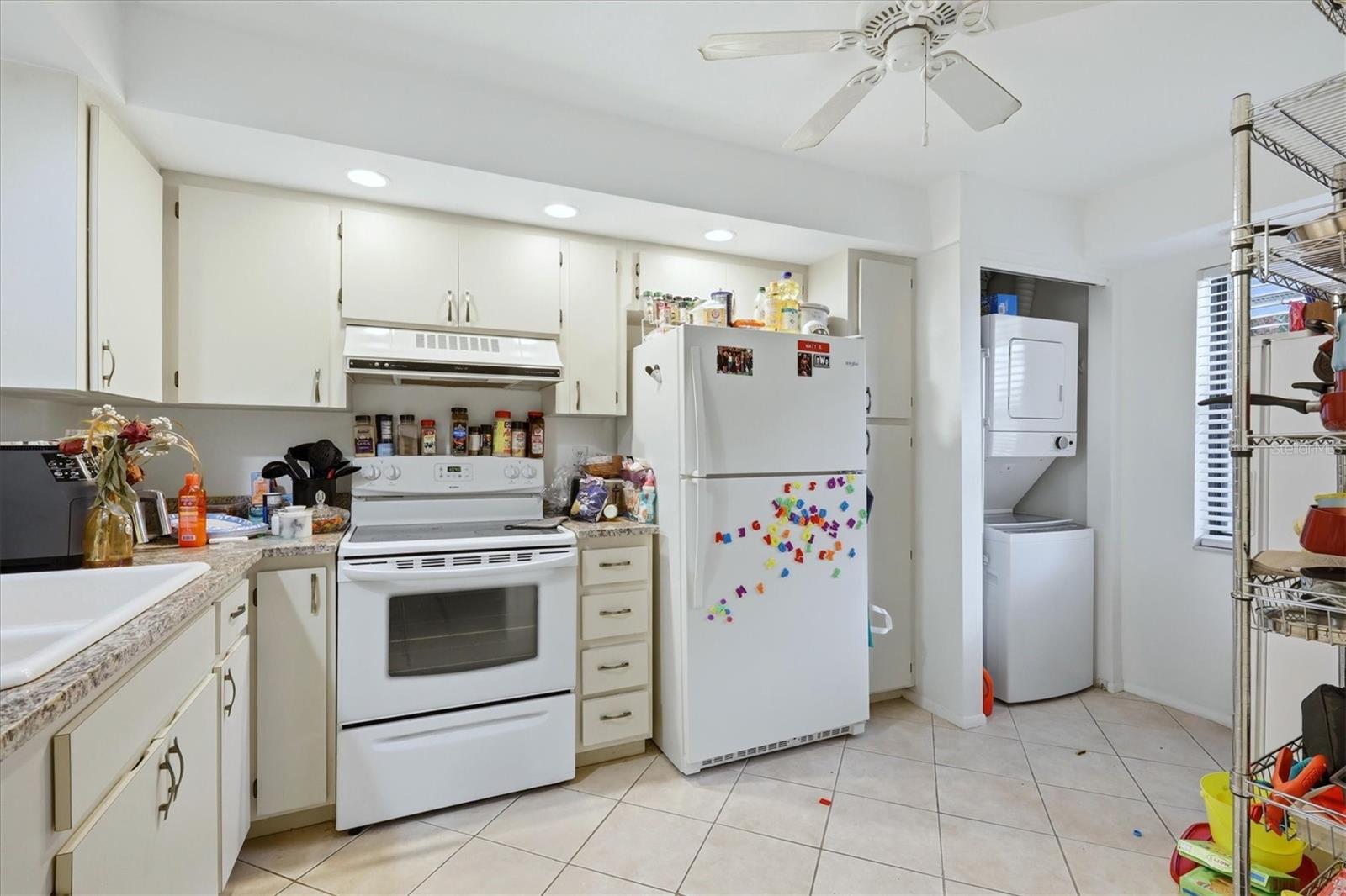 PALM-AIRE AT SARASOTA 11-B - Residential