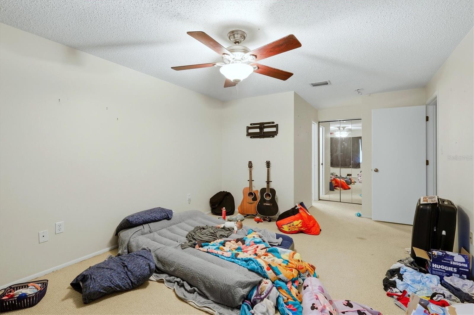 PALM-AIRE AT SARASOTA 11-B - Residential