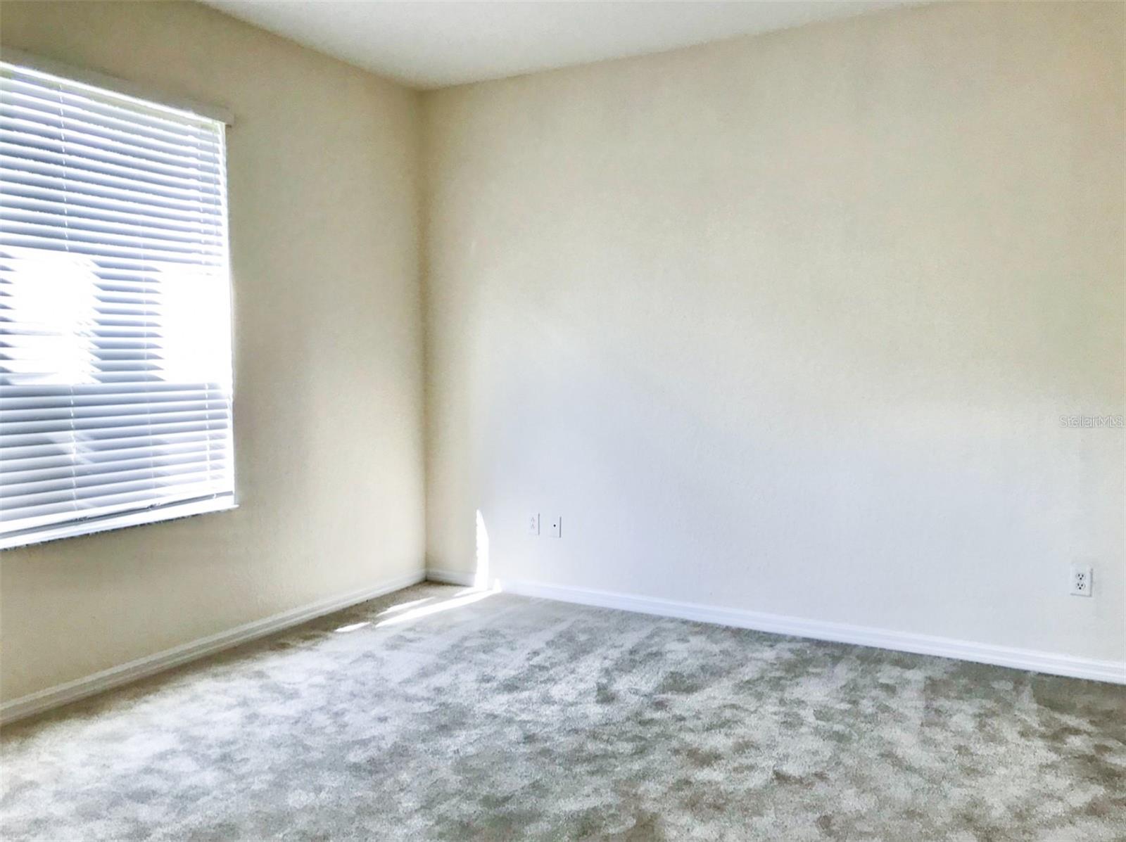 SEVEN OAKS PRCL S-6A B-12 B-19 - Residential Lease