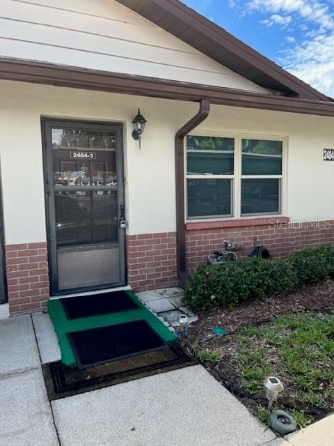 Location - Location - and a great price! Countryside close to everything! Beaches, Westfield Mall, Restaurants, Shopping Centers, Schools, Airport and so much more! This is a 1 bedroom, 1 bath unit with a screened in lanai, 1 car carport and laundry closet in unit! Includes refrigerator, range, washer and dryer. Relax and enjoy the heated community pool and club house! E-Z commutes to anywhere in Pinellas County. No age restrictions and pet friendly. Condo needs a fresh coat of paint and possible new carpeting.