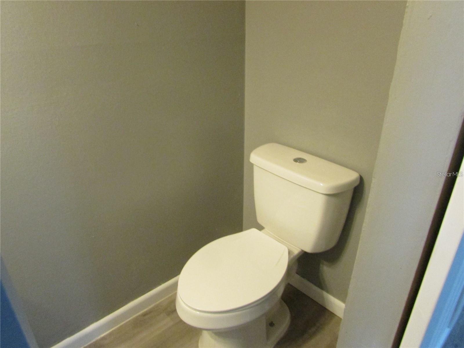 HAMPTON PARK TWNHMS UN 3 - Residential Lease