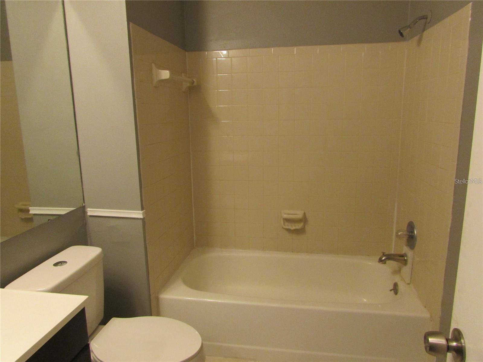 HAMPTON PARK TWNHMS UN 3 - Residential Lease