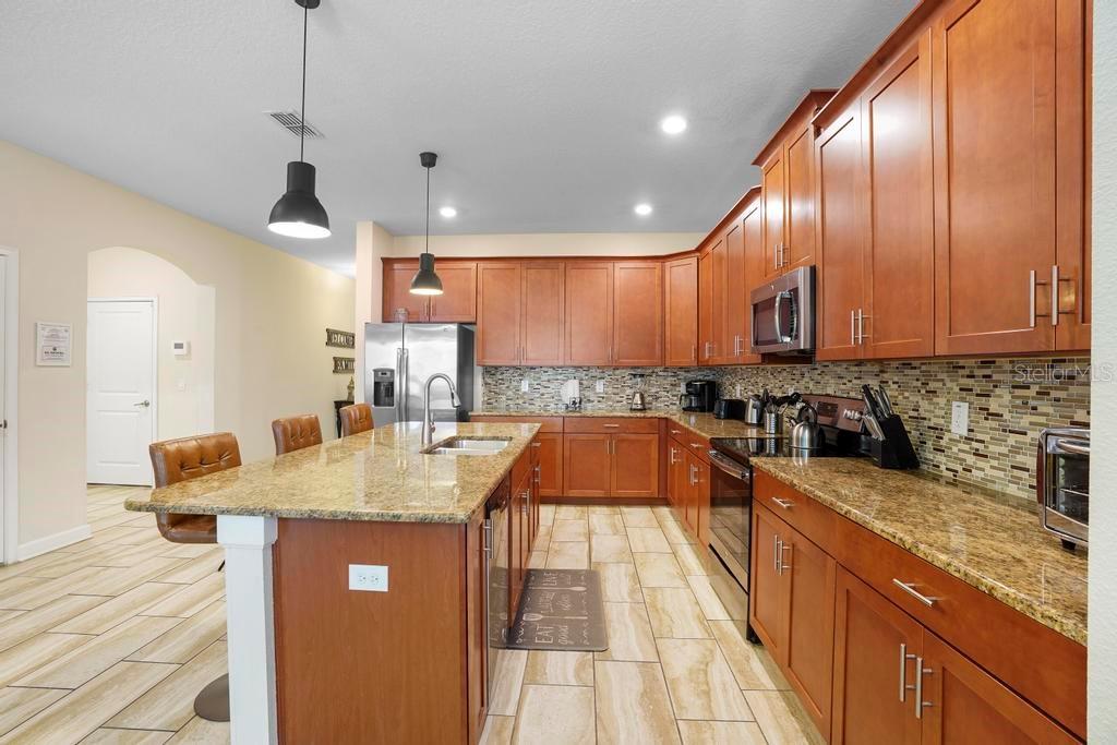 4738 SLEEPY HOLLOW DRIVE