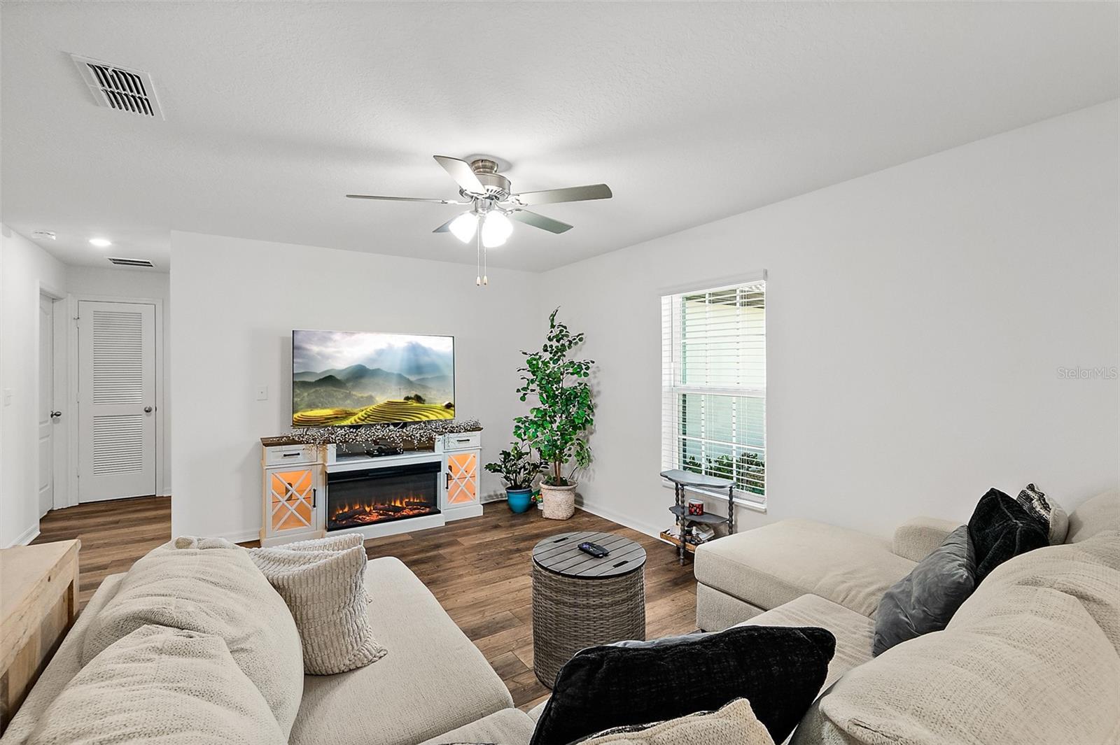 PALM COAST SEC 23 - Residential Lease