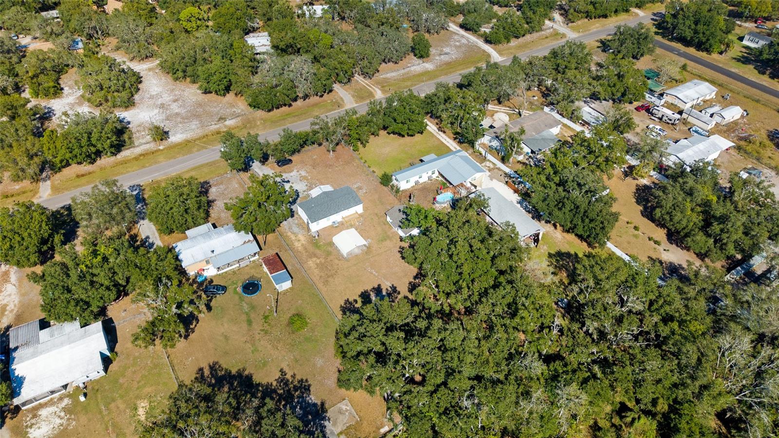 TROPICAL ACRES - Residential