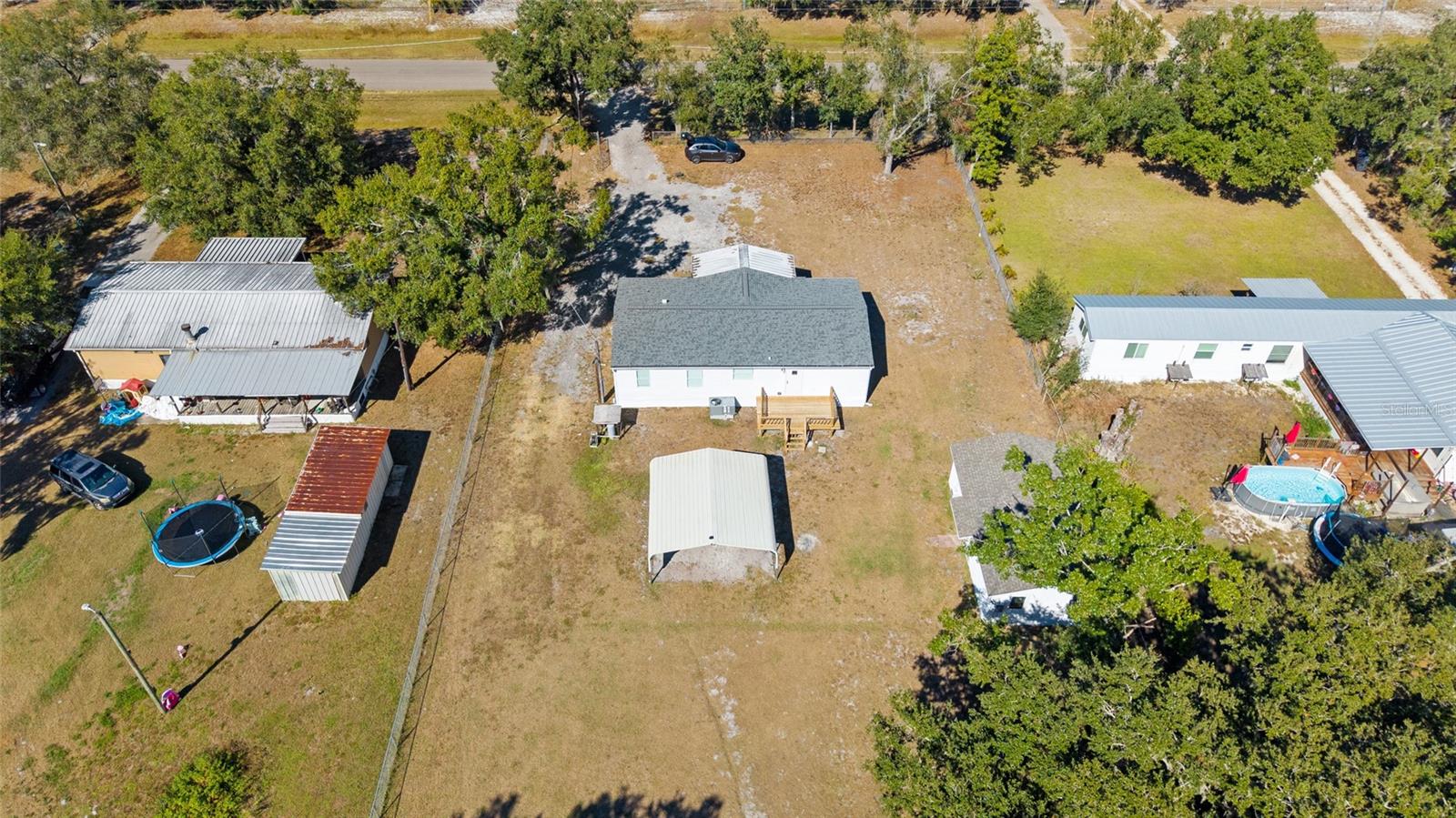 TROPICAL ACRES - Residential