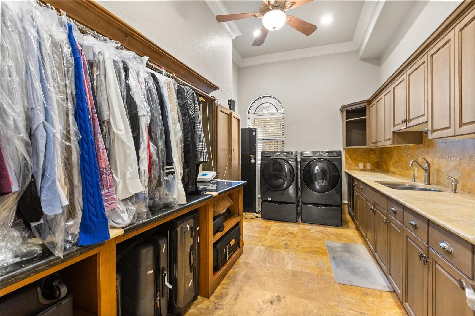 LAKE DOWN POINTE 50 42 - Residential