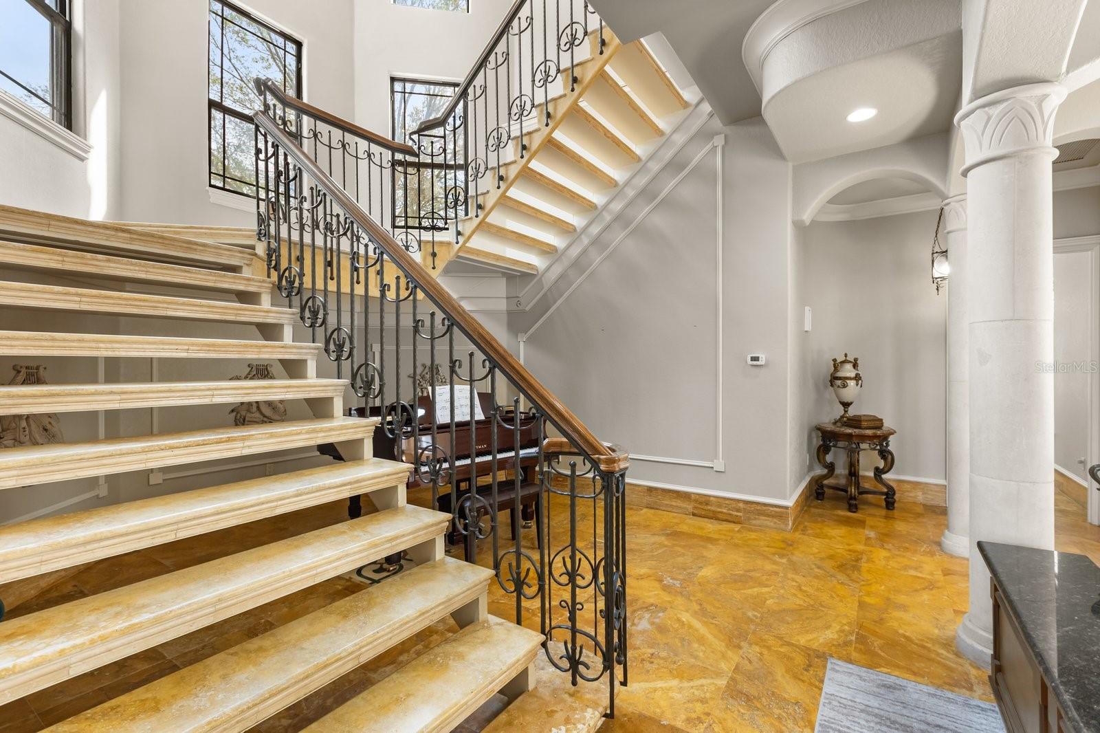 LAKE DOWN POINTE 50 42 - Residential