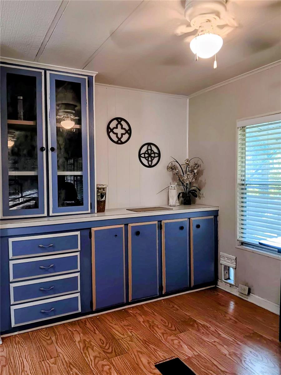 LAKE LYNNE - Residential