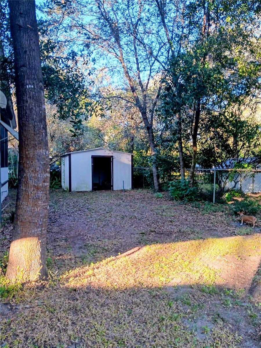 LAKE LYNNE - Residential