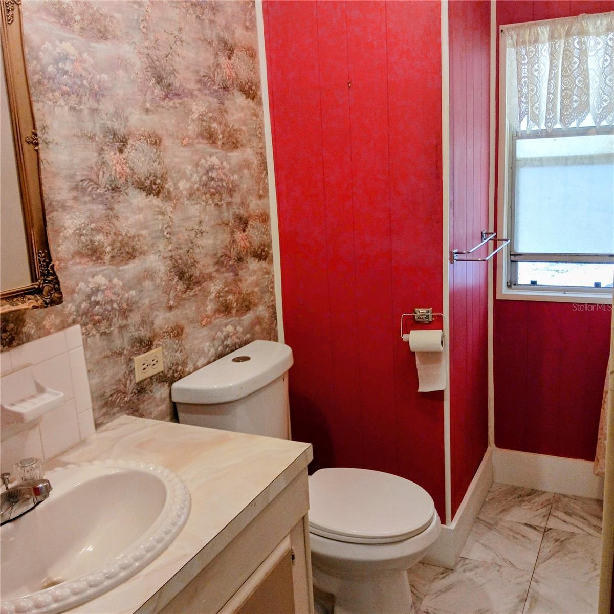 LAKE LYNNE - Residential