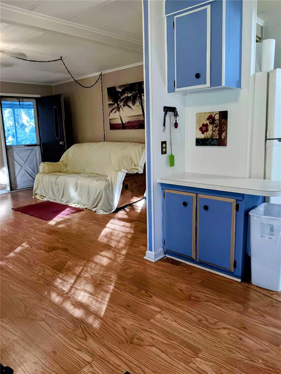 LAKE LYNNE - Residential